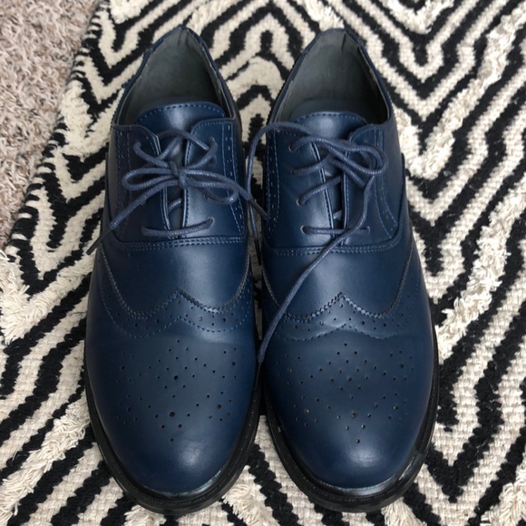 boys navy dress shoes